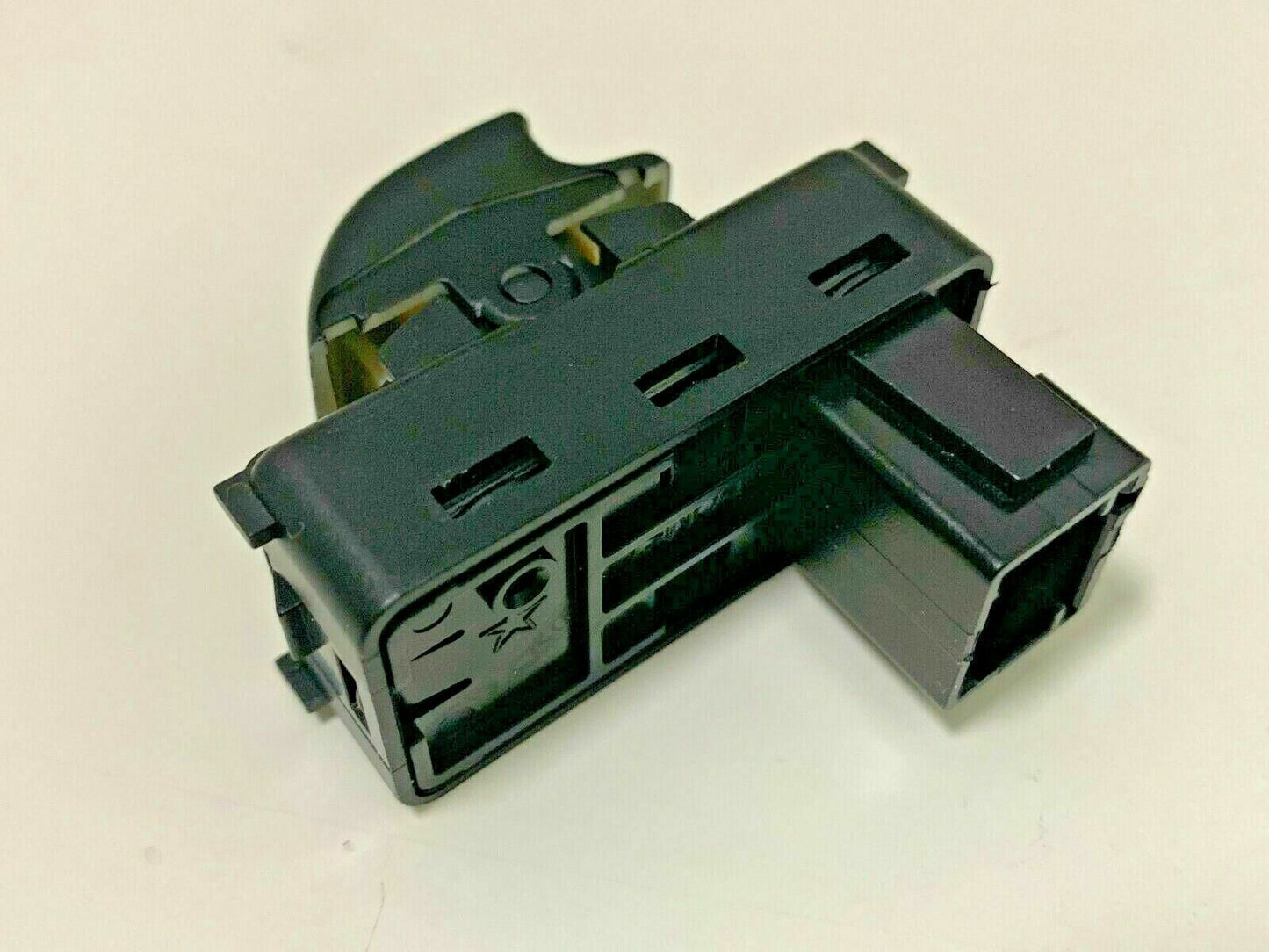 Electric window switch for Citroen berlingo peugeot partner front right left